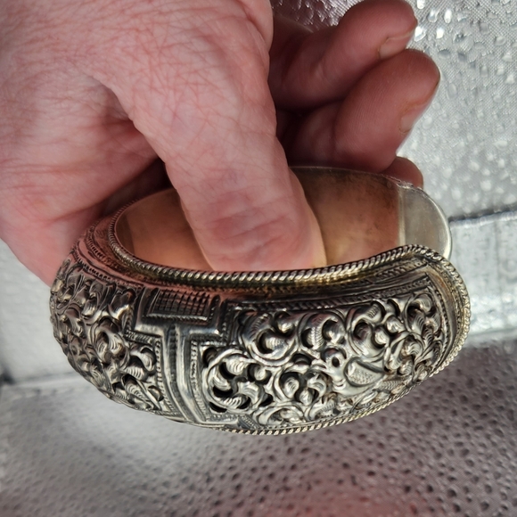 Estate Art Nouveau Sterling Silver Engraved Bracelet Floral Birds Chunky - Picture 4 of 8